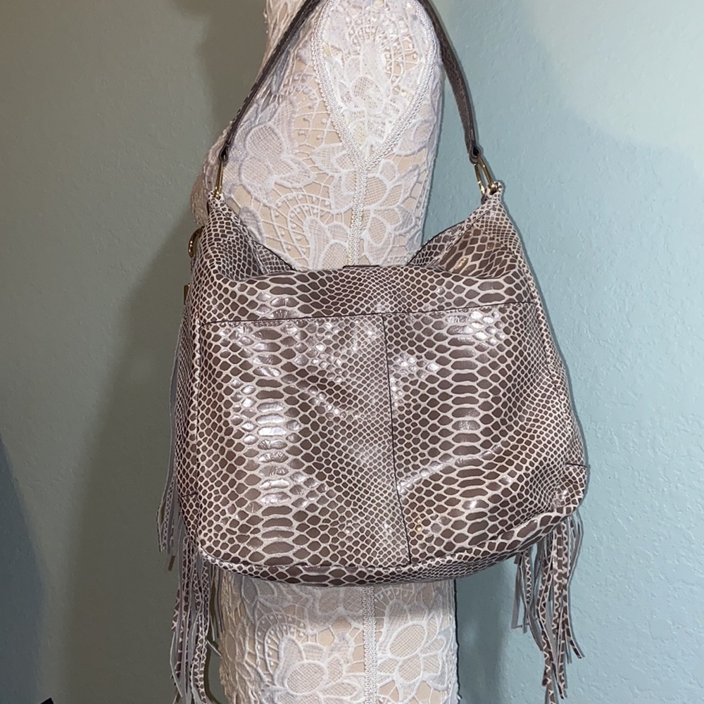 Nwot G.I.L.I.  100% Leather Large  hobo Snakeskin Fringe Bag - Picture 8 of 16